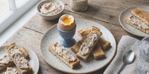 Boiled eggs with mackerel soldiers